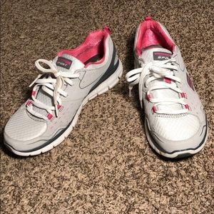 Skechers sport sneakers👟